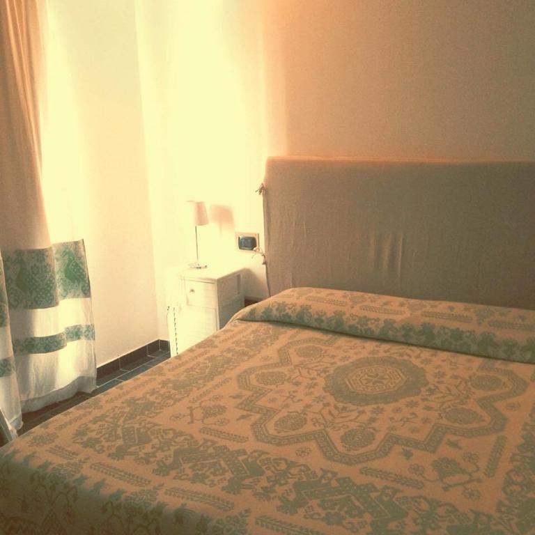 Locanda Tipica Sa Corte Oliena Exteriér fotografie