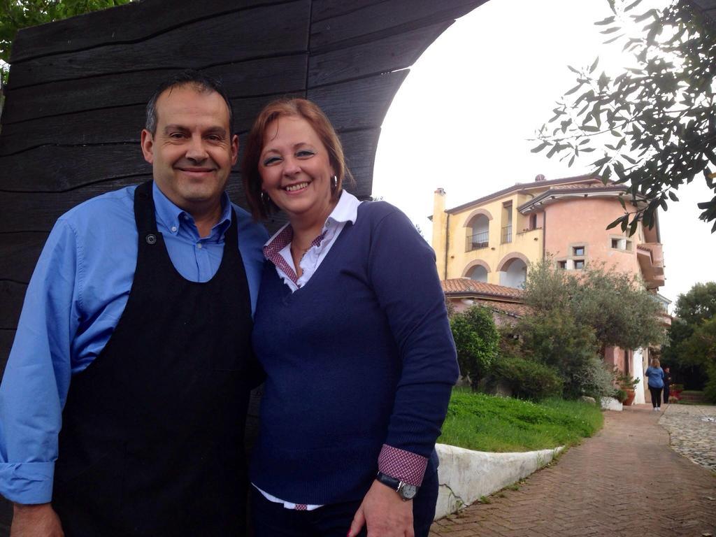 Locanda Tipica Sa Corte Oliena Exteriér fotografie